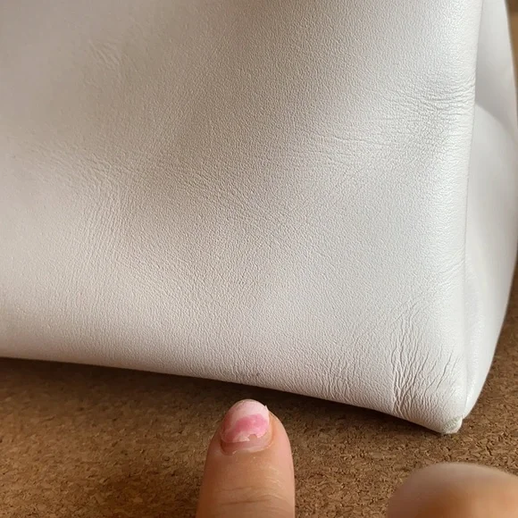 Rare white Coach top handle handbag - Picture 17 of 17